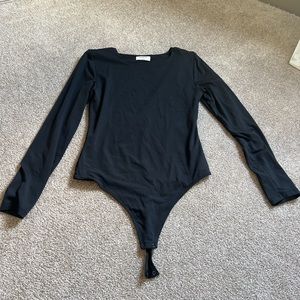 Aritzia Babaton Long Sleeve Bodysuit